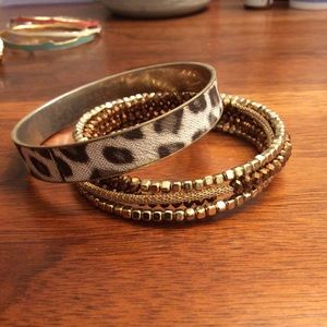 Pair of bracelets